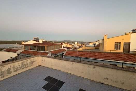 Sarımsaklı Tuzla deniz manzaralı satılık 3+1 dubleks daire.