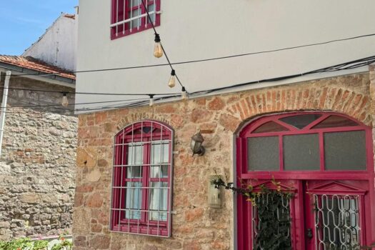 Cunda Adası Taş Evler ve Lüks Villalar