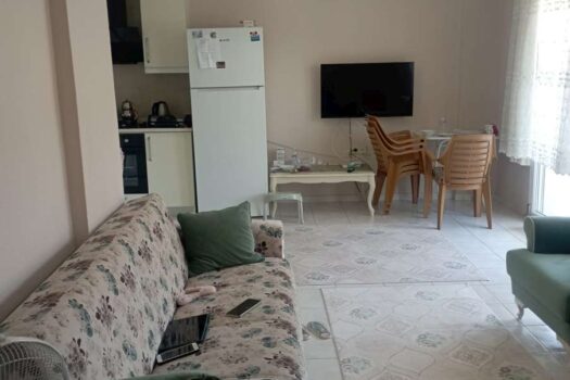 Sarımsaklı merkez satılık daire salon ve açık mutfak